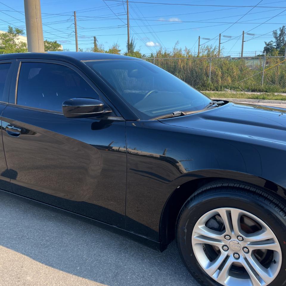 Dodge Charger 4dr Sdn SE RWD 2016