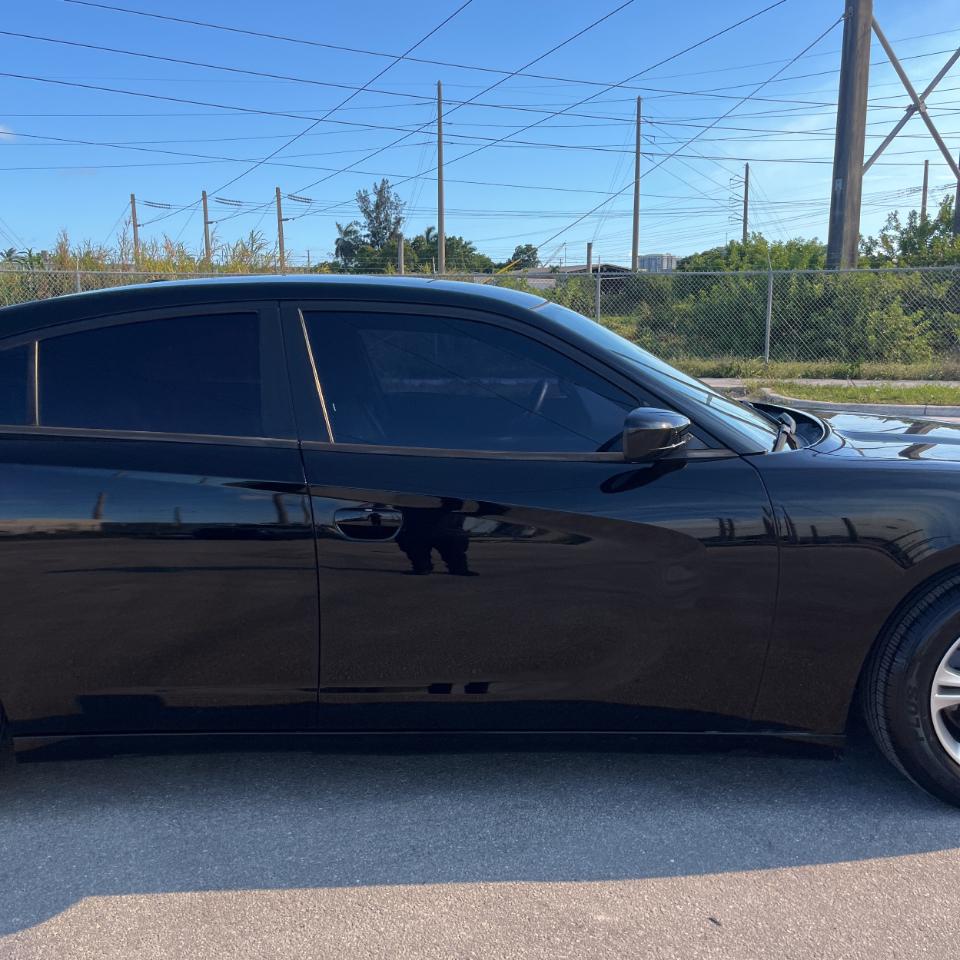 Dodge Charger 4dr Sdn SE RWD 2016
