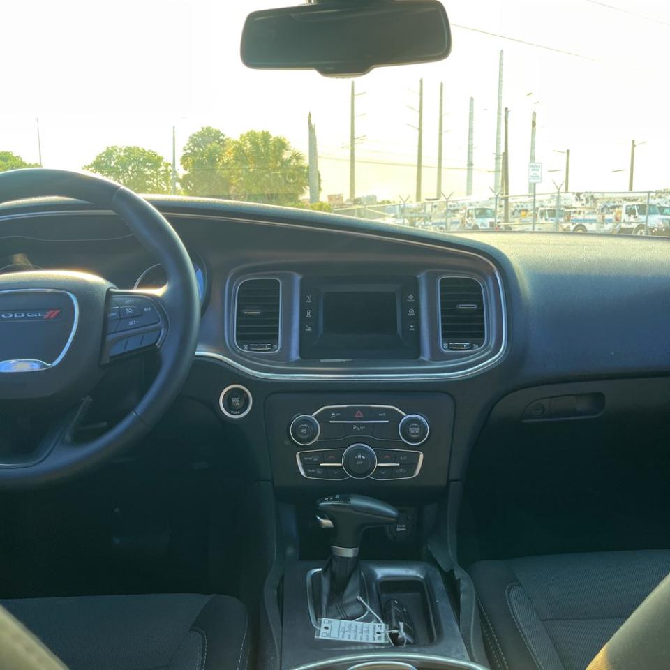 Dodge Charger 4dr Sdn SE RWD 2016