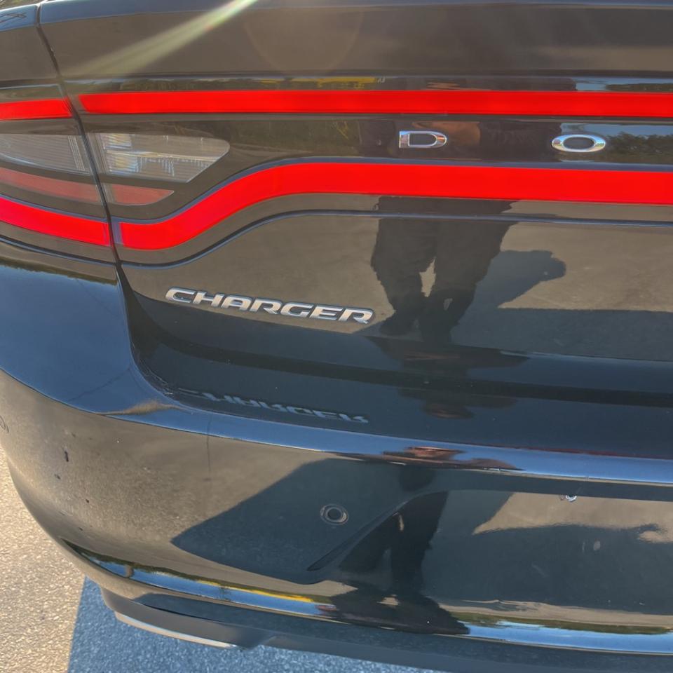 Dodge Charger 4dr Sdn SE RWD 2016