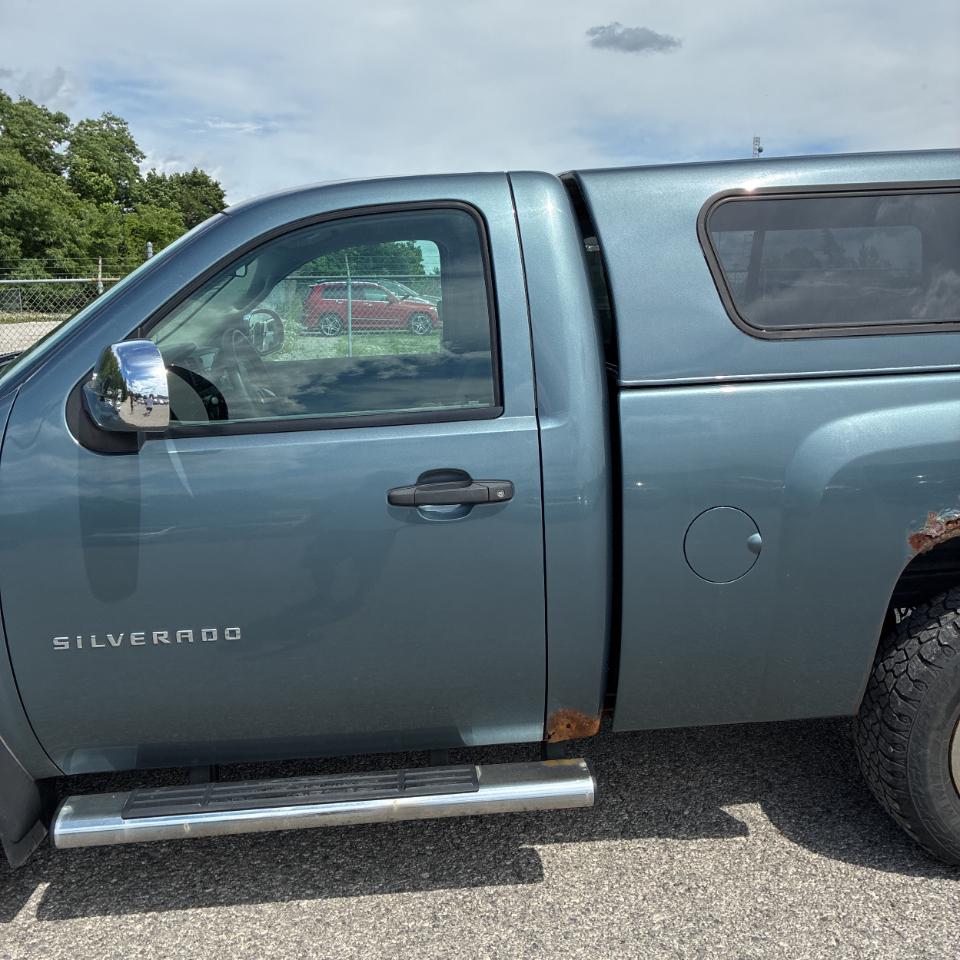 Chevrolet Silverado 1500 4WD Reg Cab 119.0" Work Truck 2012