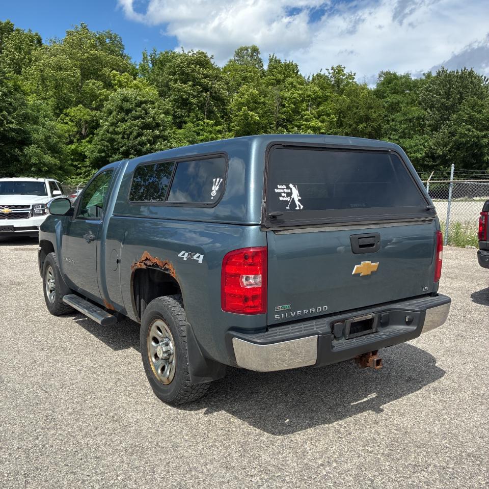 Chevrolet Silverado 1500 4WD Reg Cab 119.0" Work Truck 2012