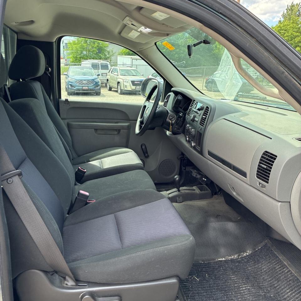Chevrolet Silverado 1500 4WD Reg Cab 119.0" Work Truck 2012