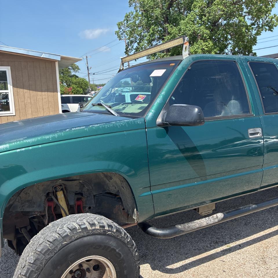 Chevrolet C/K 1500 Ext Cab 141.5" WB 4WD 1998