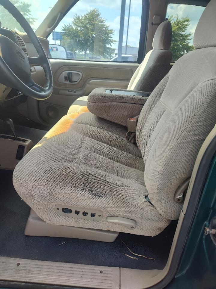 Chevrolet C/K 1500 Ext Cab 141.5" WB 4WD 1998