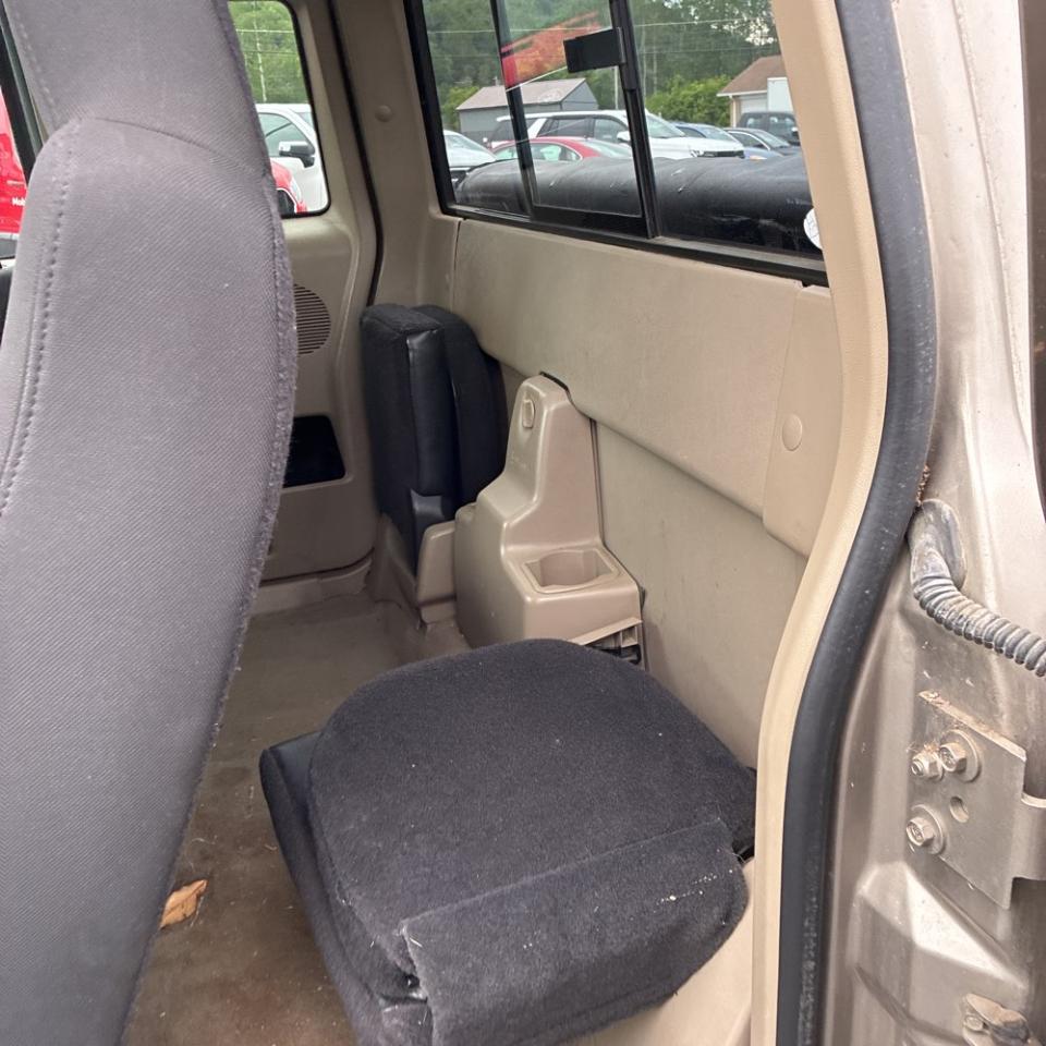 Ford Ranger 4dr Supercab 4.0L XL Fleet 4WD 2004