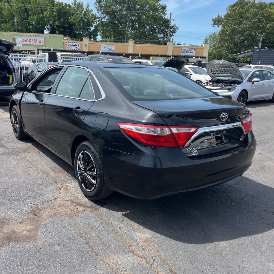 Toyota Camry XLE Auto (Natl) 2017