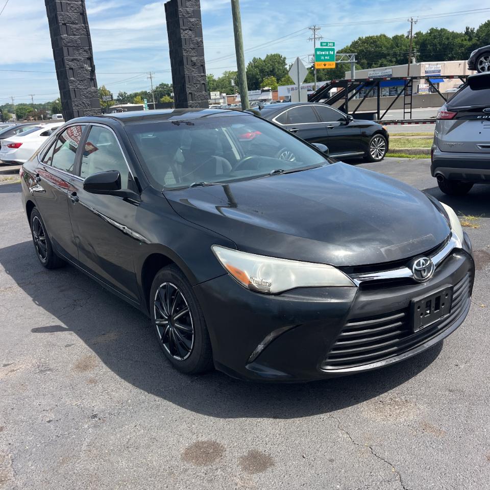 Toyota Camry XLE Auto (Natl) 2017