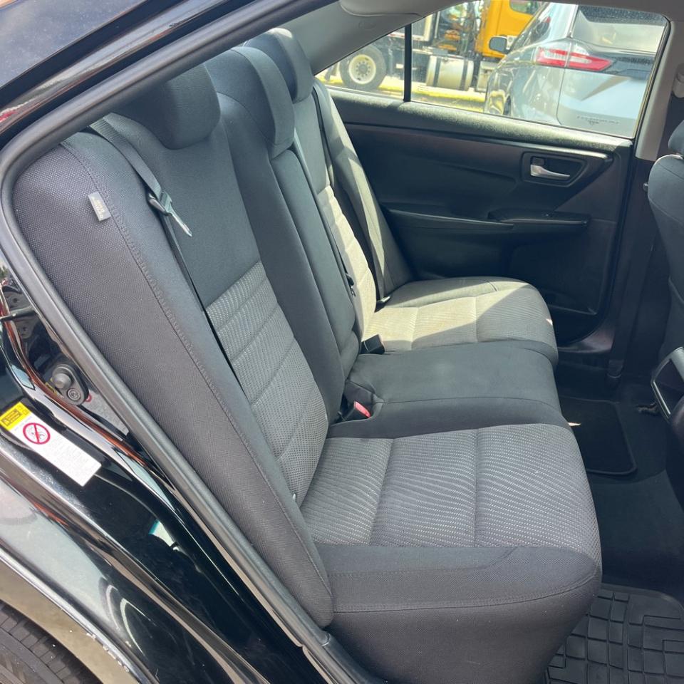 Toyota Camry XLE Auto (Natl) 2017