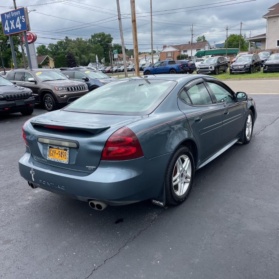 Pontiac Grand Prix 4dr Sdn GT 2006