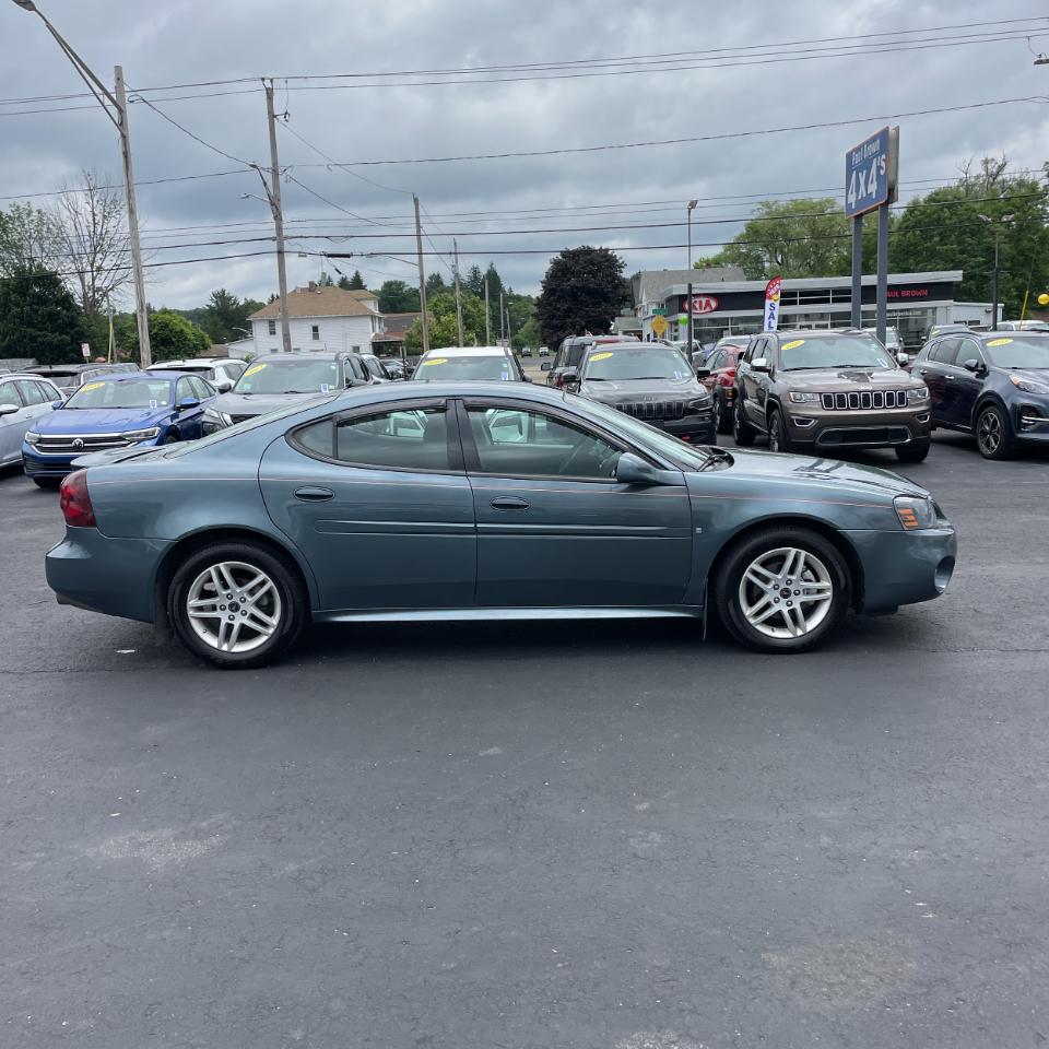 Pontiac Grand Prix 4dr Sdn GT 2006
