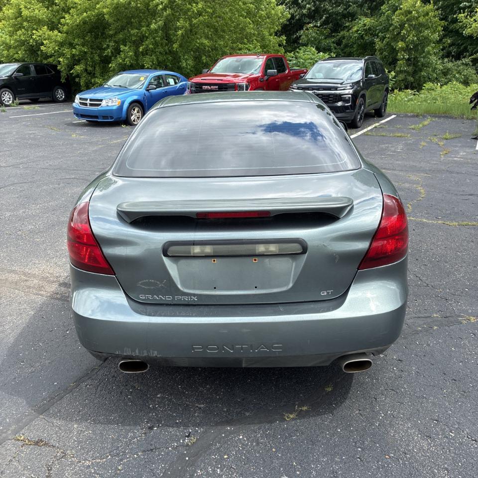 Pontiac Grand Prix 4dr Sdn GT 2005
