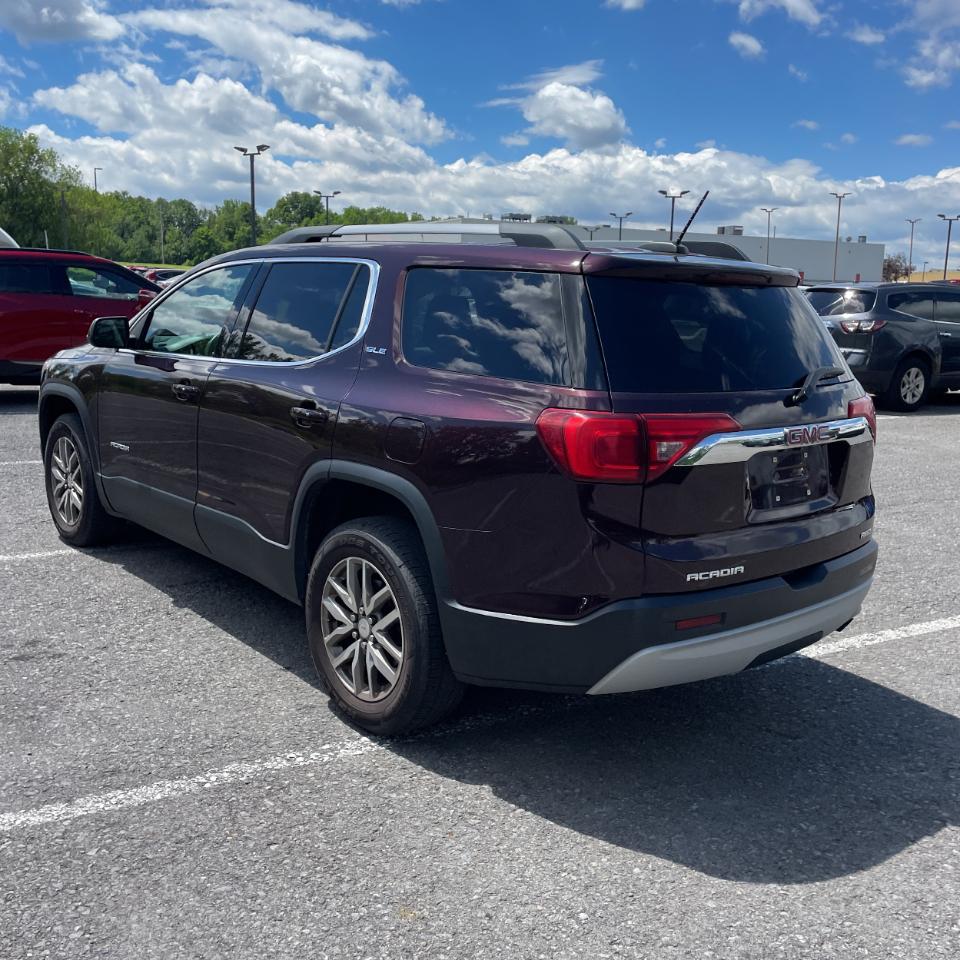 GMC Acadia AWD 4dr SLE w/SLE-2 2017