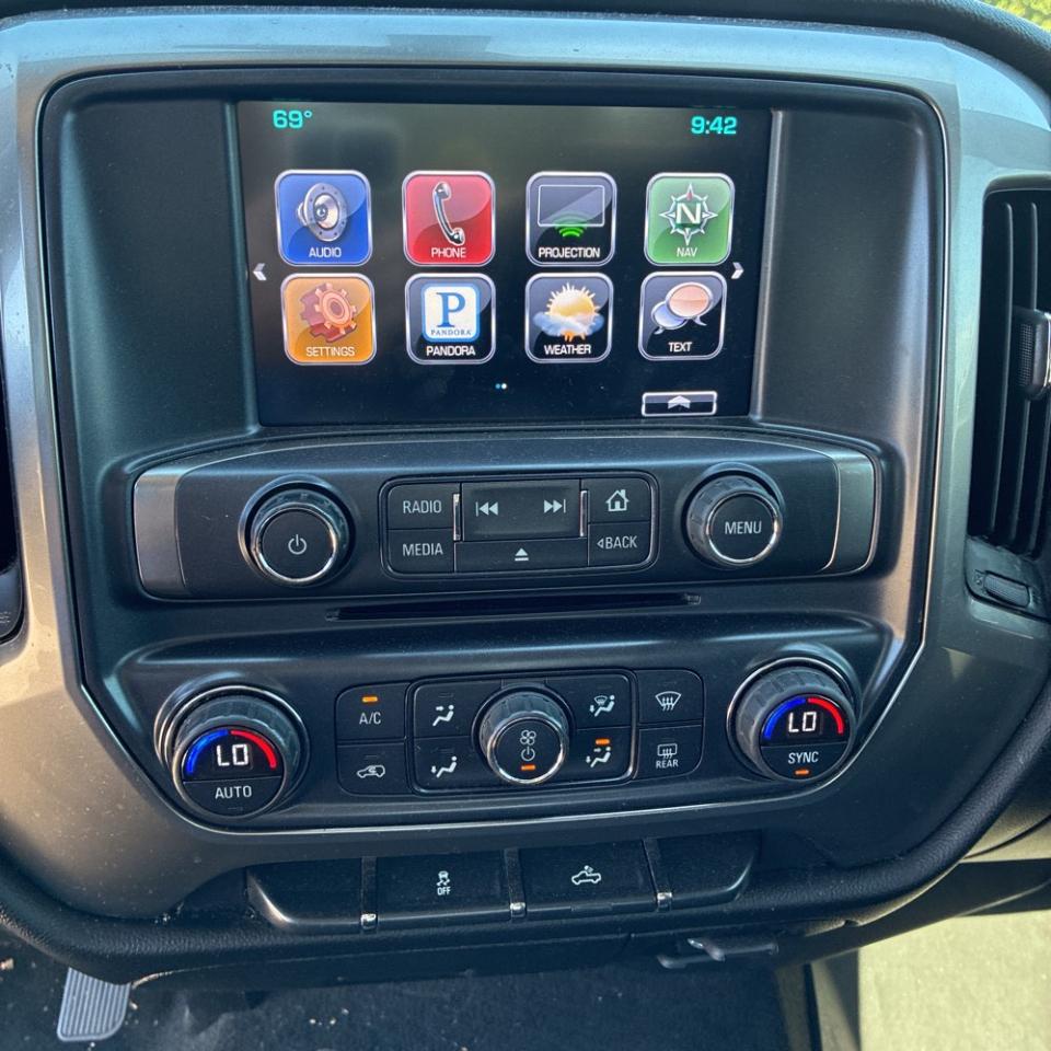 Chevrolet Silverado 1500 4WD Crew Cab 143.5" LT w/1LT 2016