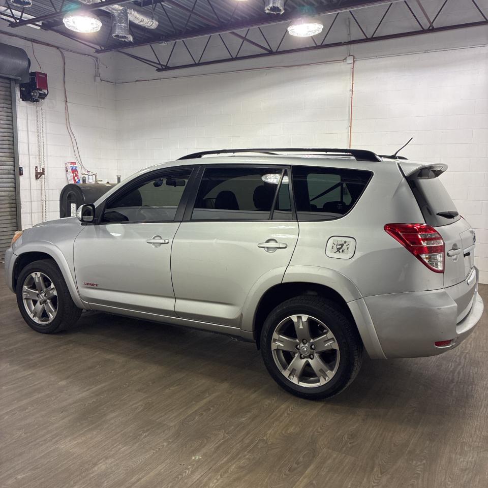 Toyota RAV4 4WD 4dr 4-cyl 4-Spd AT Sport (Natl) 2010