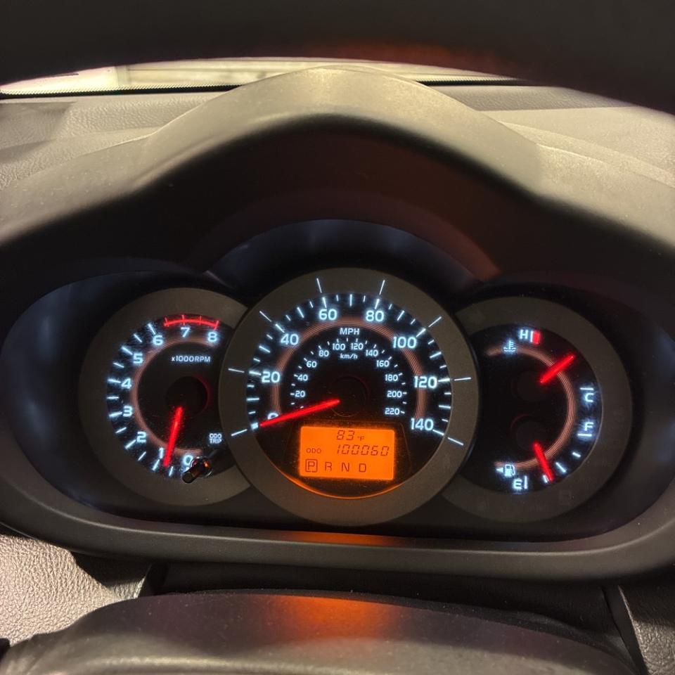 Toyota RAV4 4WD 4dr 4-cyl 4-Spd AT Sport (Natl) 2010