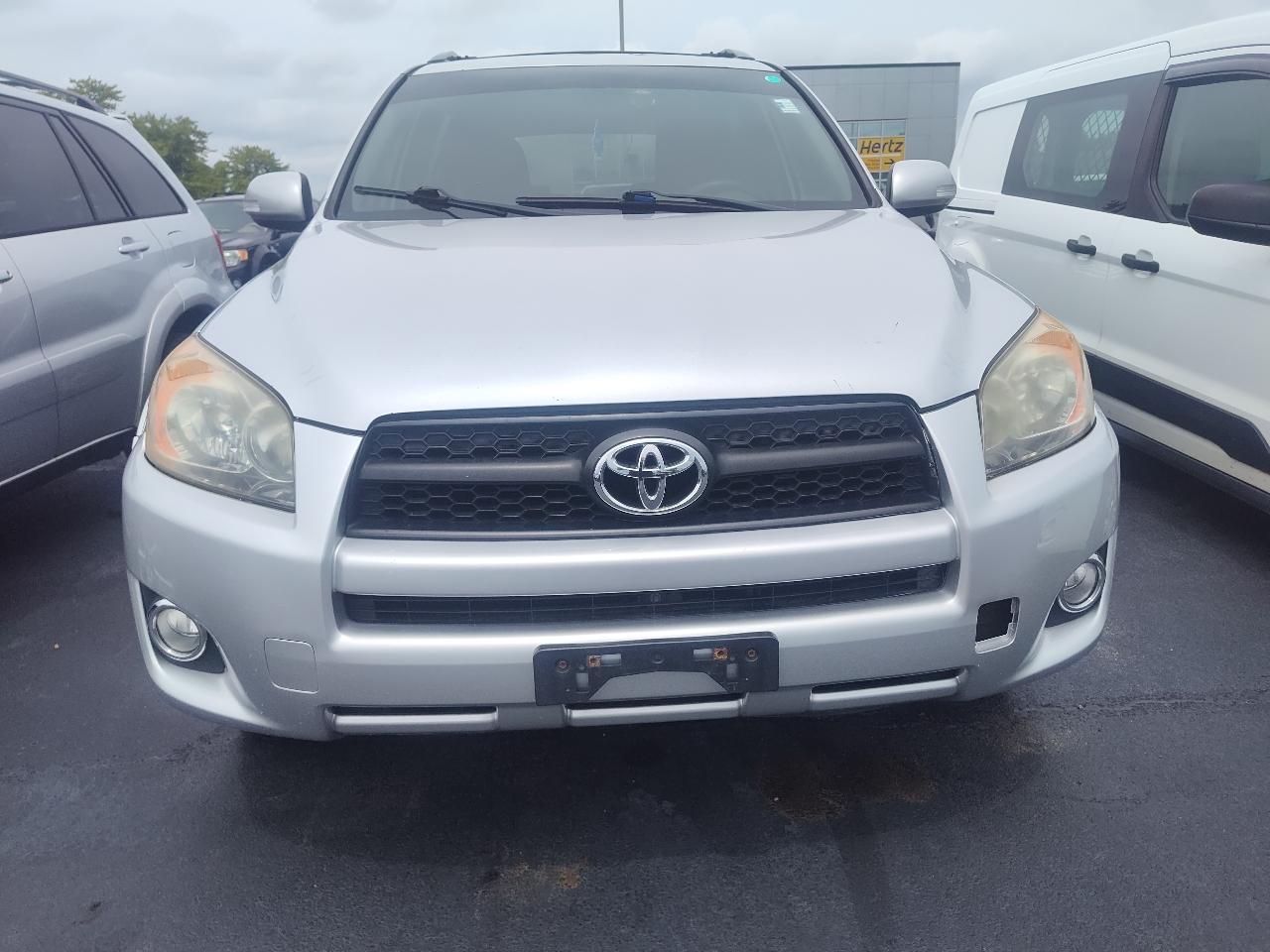 Toyota RAV4 4WD 4dr 4-cyl 4-Spd AT Sport (Natl) 2010