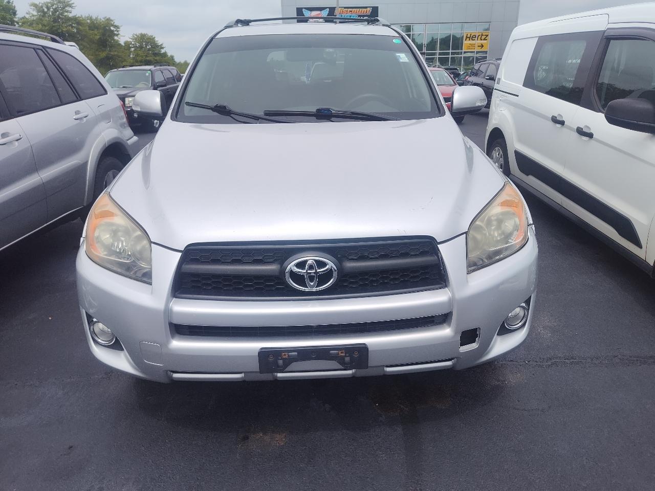Toyota RAV4 4WD 4dr 4-cyl 4-Spd AT Sport (Natl) 2010