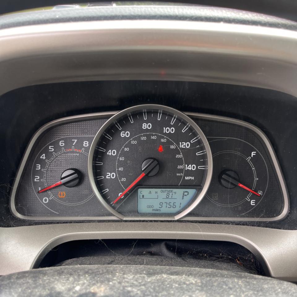 Toyota RAV4 AWD 4dr XLE (Natl) 2013