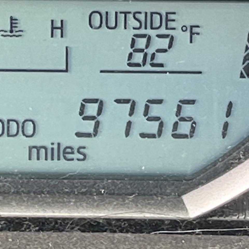 Toyota RAV4 AWD 4dr XLE (Natl) 2013