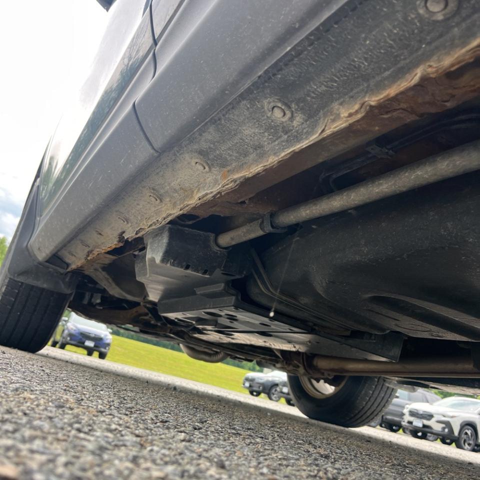 Toyota RAV4 AWD 4dr XLE (Natl) 2013