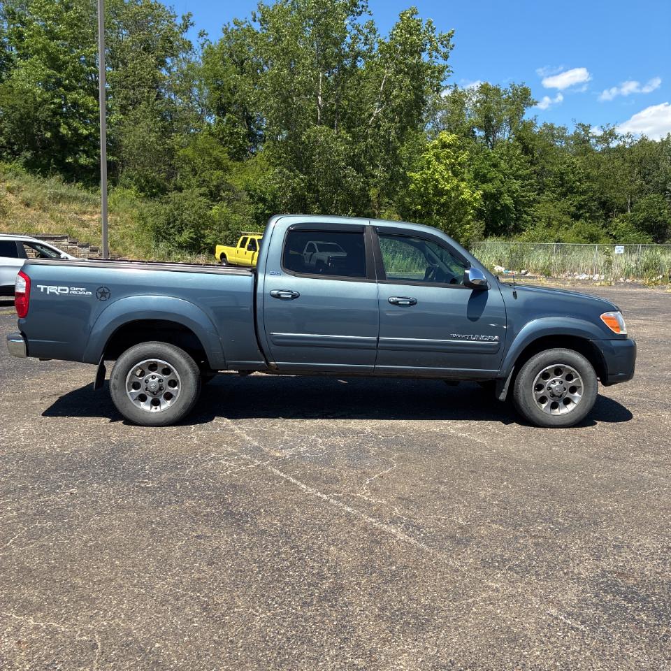Toyota Tundra DoubleCab V8 SR5 4WD (Natl) 2006