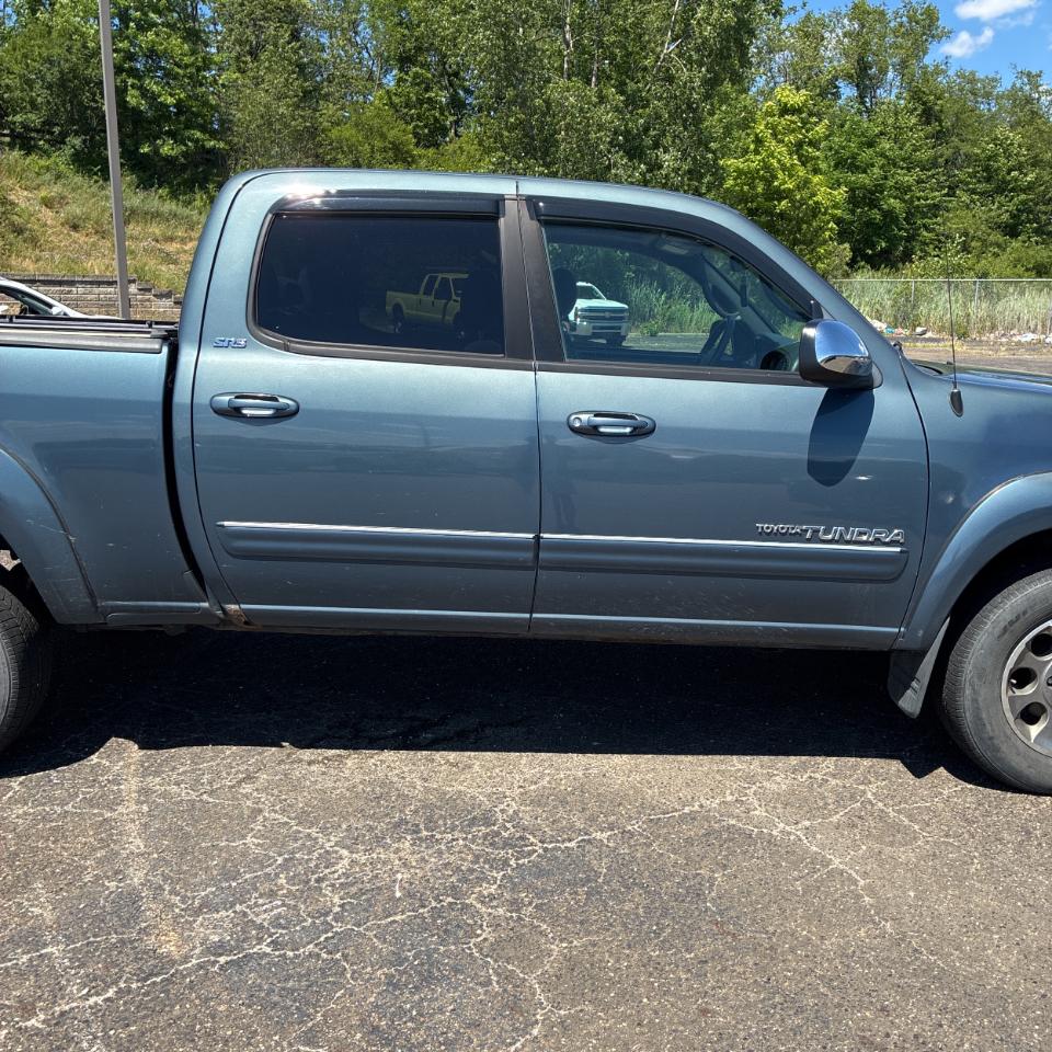 Toyota Tundra DoubleCab V8 SR5 4WD (Natl) 2006