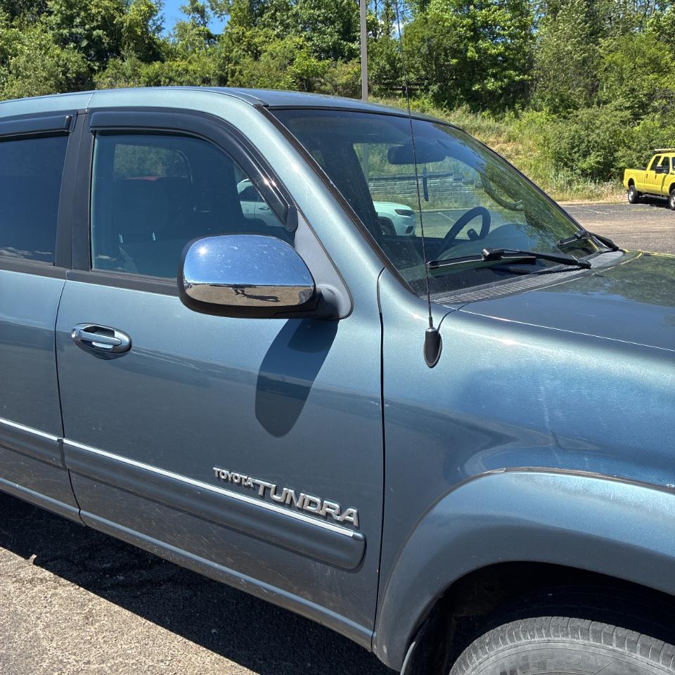 Toyota Tundra DoubleCab V8 SR5 4WD (Natl) 2006