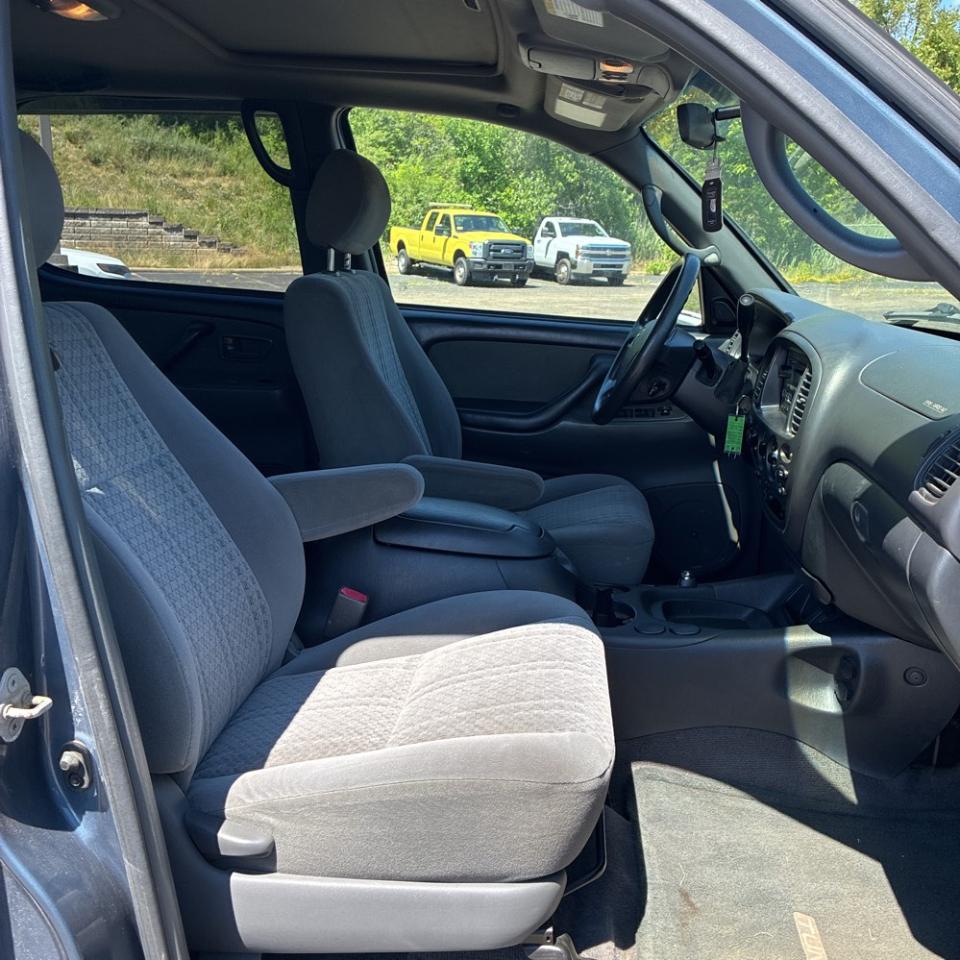 Toyota Tundra DoubleCab V8 SR5 4WD (Natl) 2006