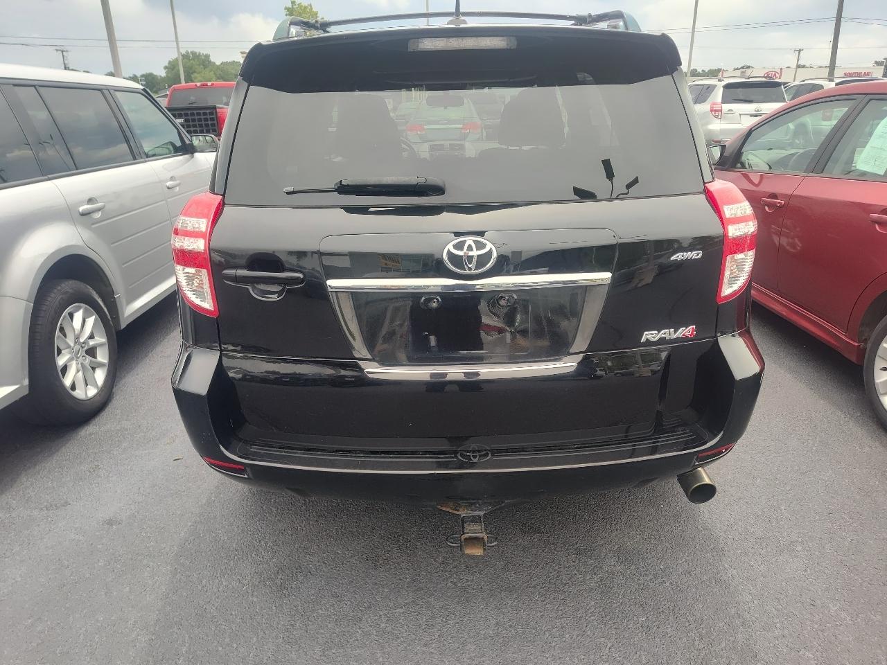 Toyota RAV4 4WD 4dr 4-cyl 4-Spd AT Sport (Natl) 2011