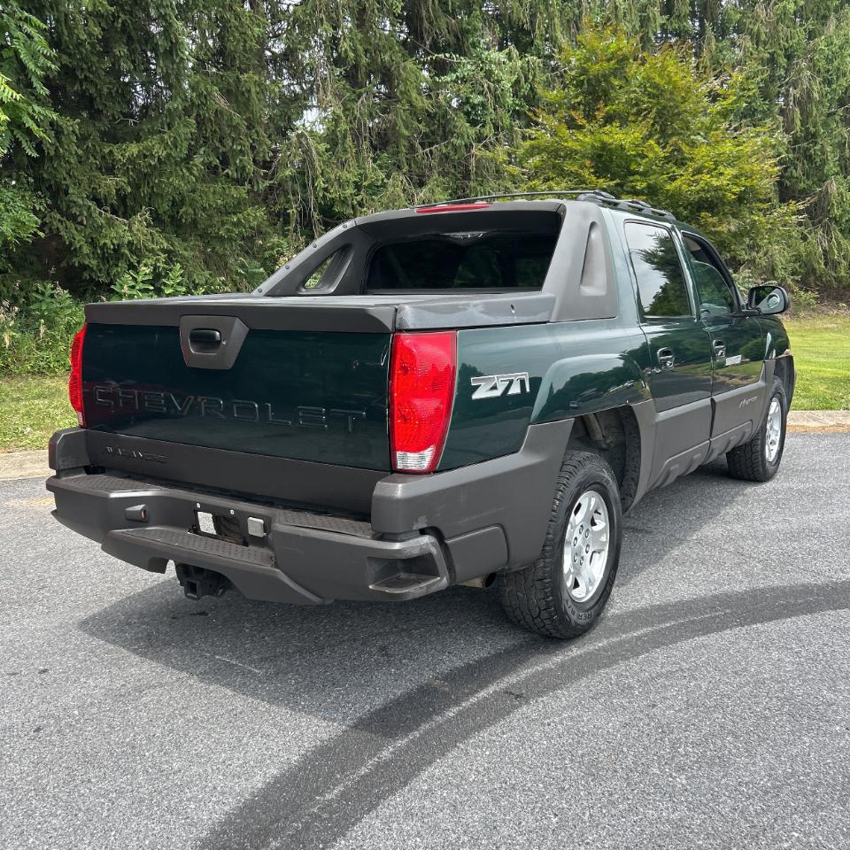 Chevrolet Avalanche 1500 5dr Crew Cab 130" WB 4WD 2003