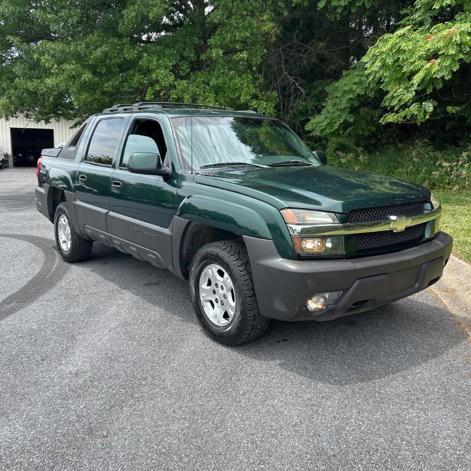 Chevrolet Avalanche 1500 5dr Crew Cab 130" WB 4WD 2003