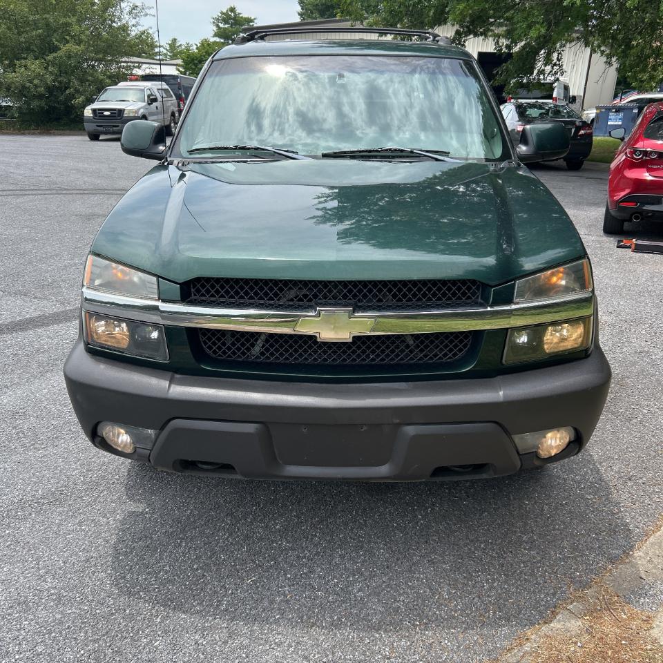 Chevrolet Avalanche 1500 5dr Crew Cab 130" WB 4WD 2003