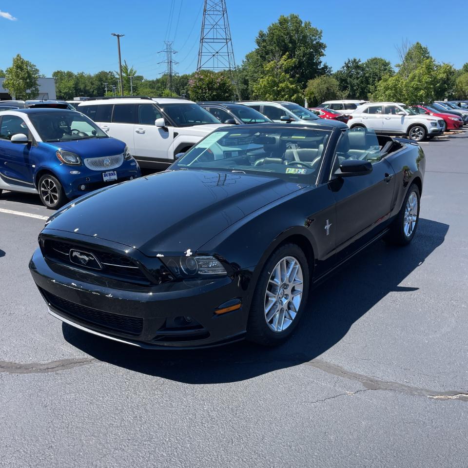 Ford Mustang 2dr Conv V6 2013
