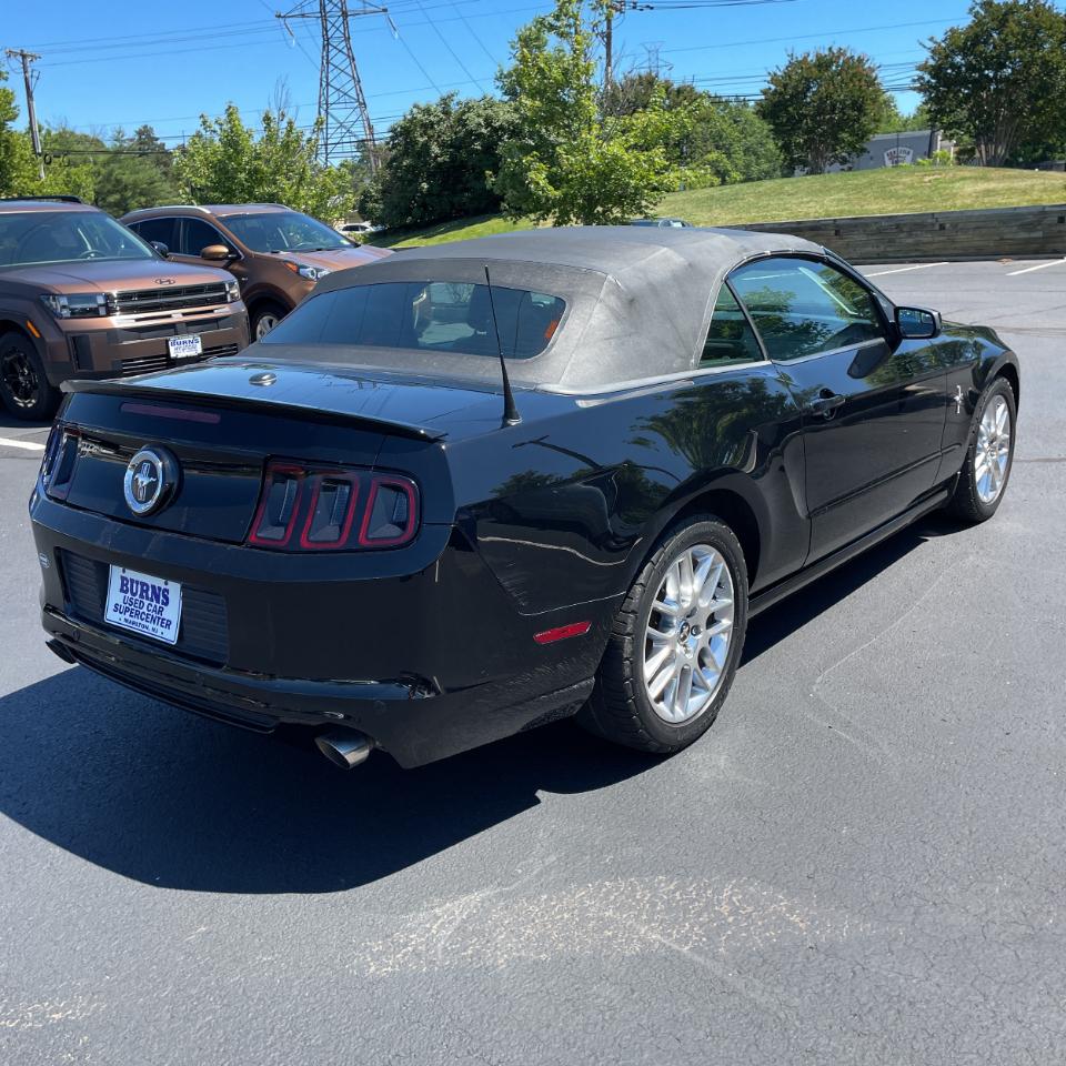 Ford Mustang 2dr Conv V6 2013