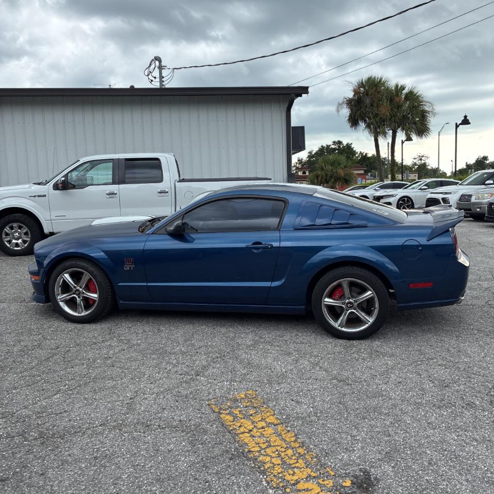Ford Mustang 2dr Cpe GT Deluxe 2007