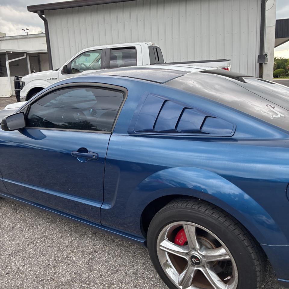 Ford Mustang 2dr Cpe GT Deluxe 2007