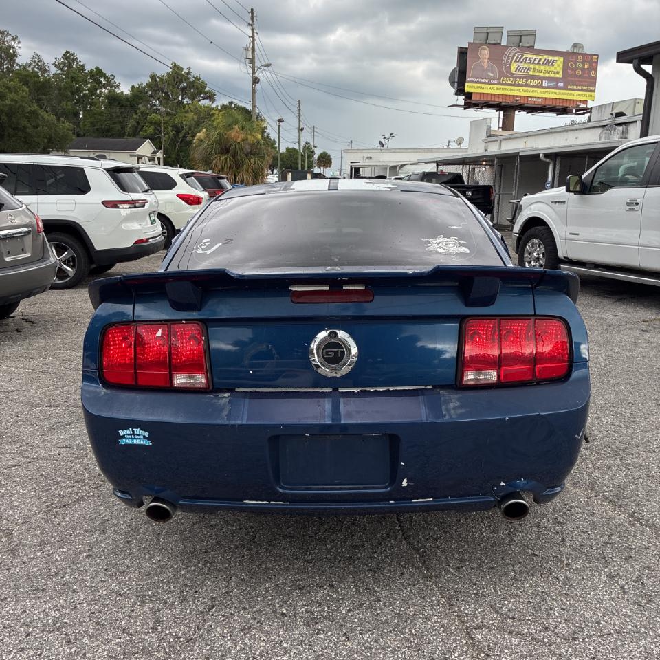 Ford Mustang 2dr Cpe GT Deluxe 2007