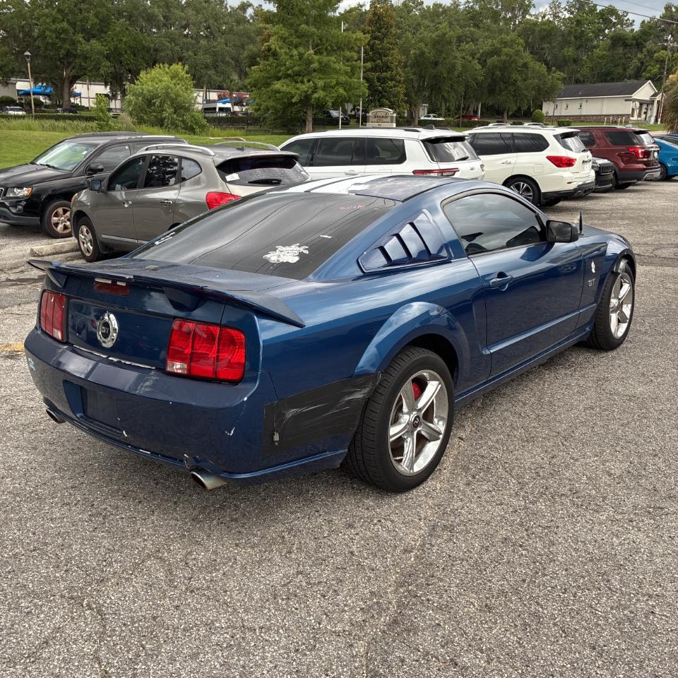 Ford Mustang 2dr Cpe GT Deluxe 2007