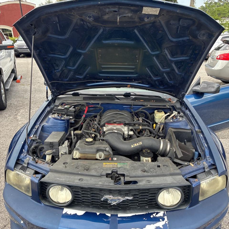 Ford Mustang 2dr Cpe GT Deluxe 2007