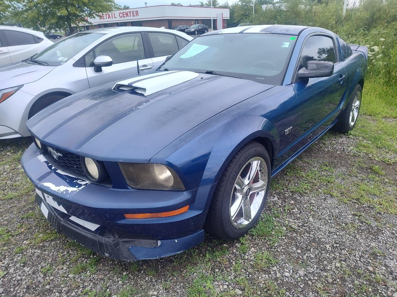 Ford Mustang 2dr Cpe GT Deluxe 2007