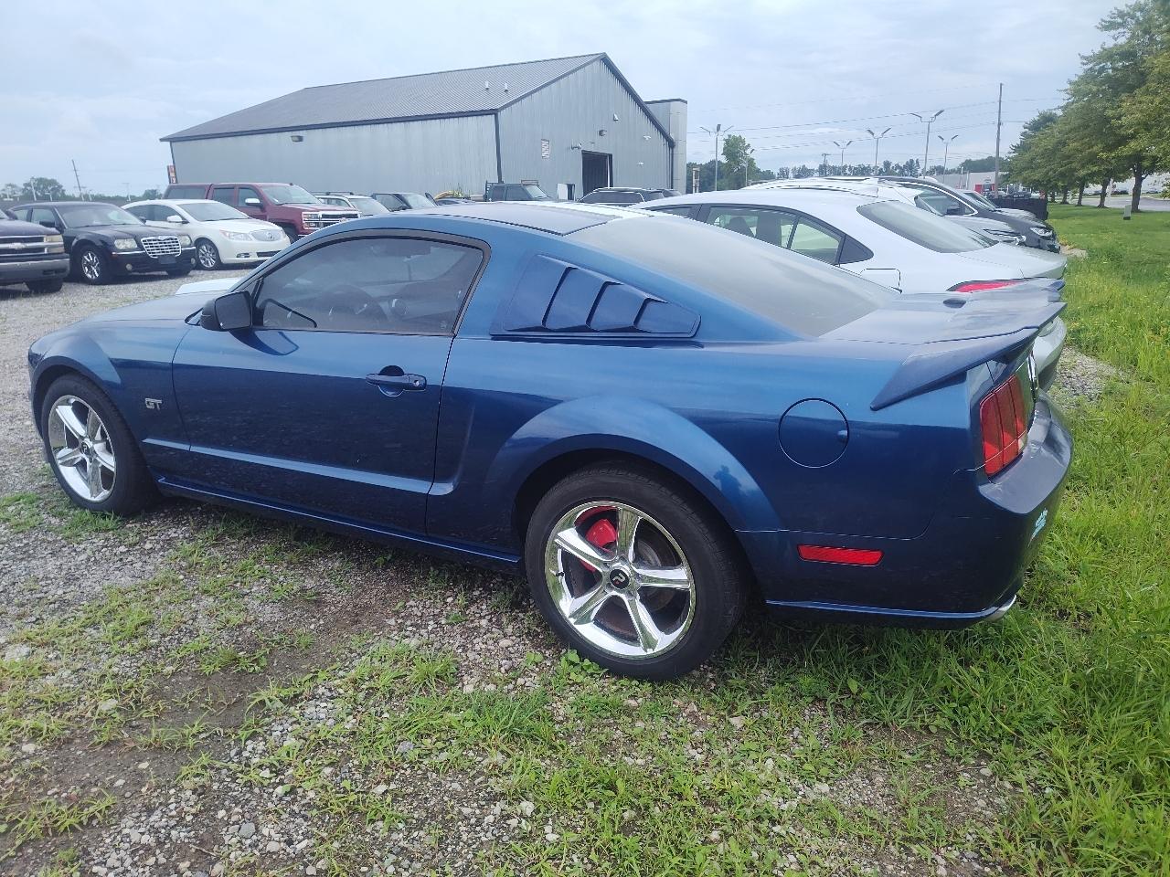 Ford Mustang 2dr Cpe GT Deluxe 2007