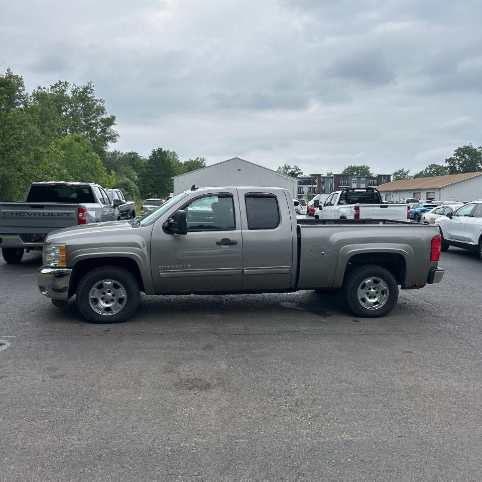 Chevrolet Silverado 1500 4WD Ext Cab 143.5" LT 2012