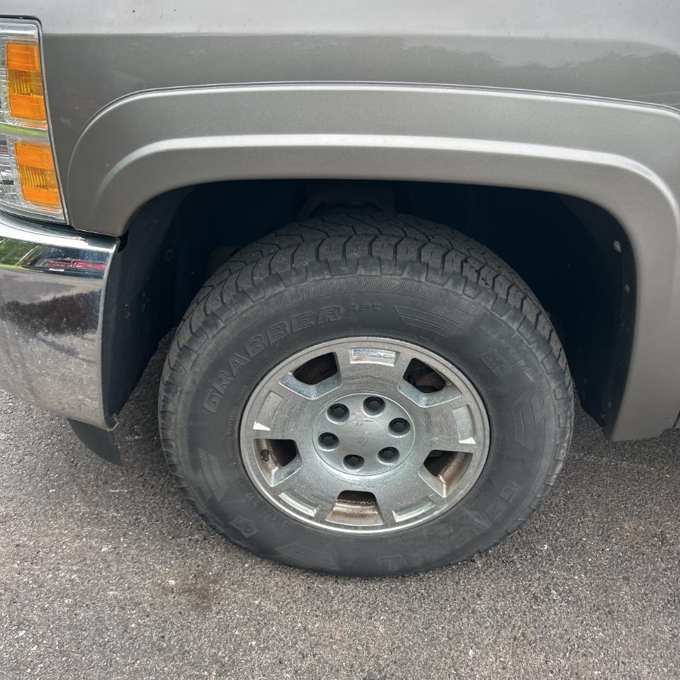 Chevrolet Silverado 1500 4WD Ext Cab 143.5" LT 2012