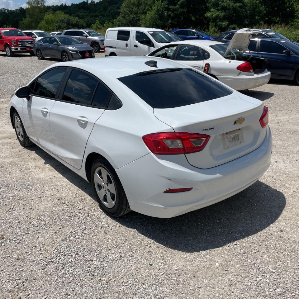 Chevrolet Cruze 4dr Sdn 1.4L LS w/1SB 2017