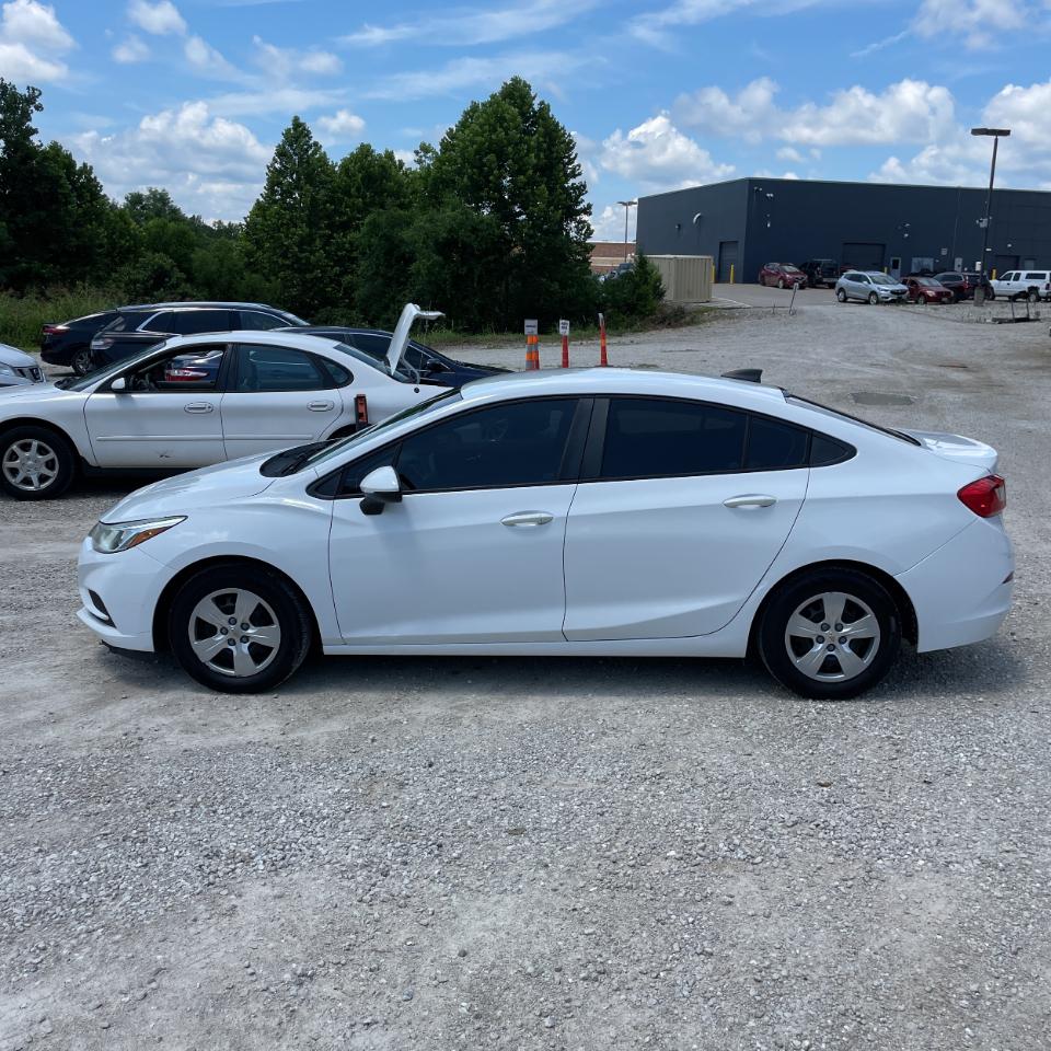 Chevrolet Cruze 4dr Sdn 1.4L LS w/1SB 2017