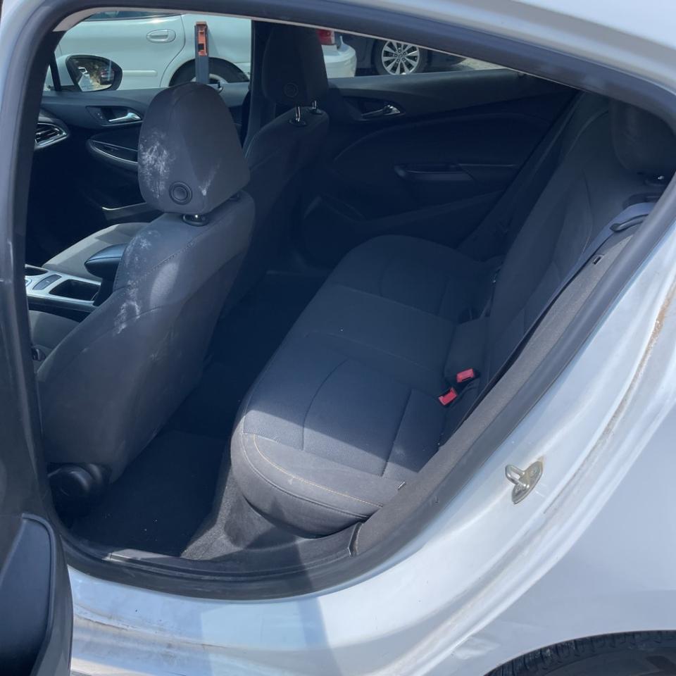 Chevrolet Cruze 4dr Sdn 1.4L LS w/1SB 2017