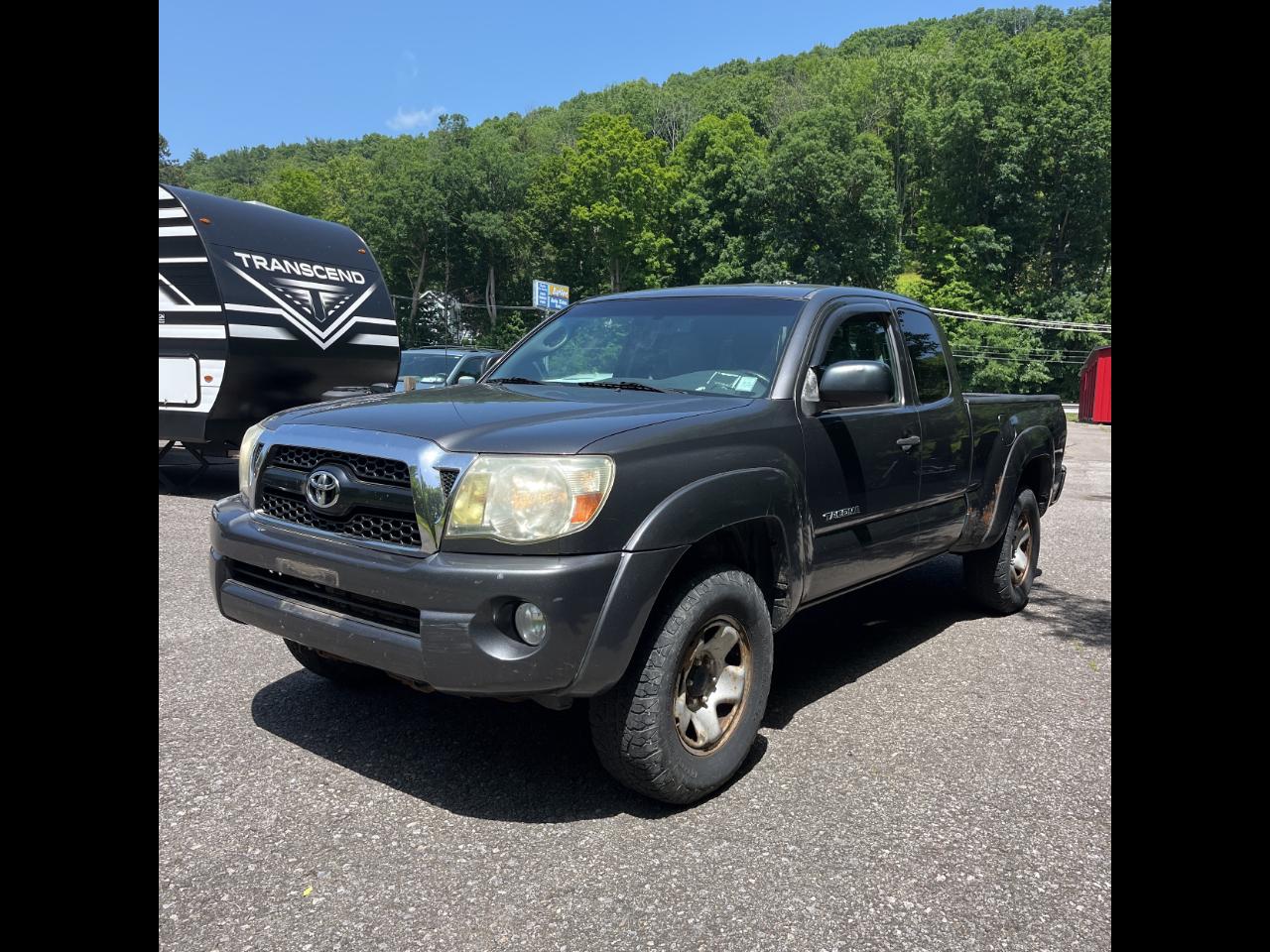 Toyota Tacoma 4WD Access V6 MT (Natl) 2011