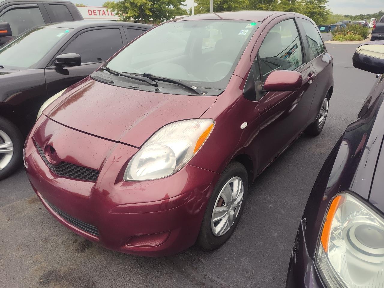 Toyota Yaris 3dr LB Man (Natl) 2010