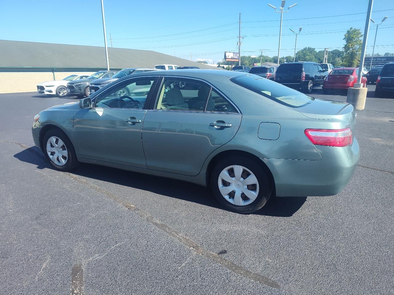 Toyota Camry 4dr Sdn LE Auto 2007